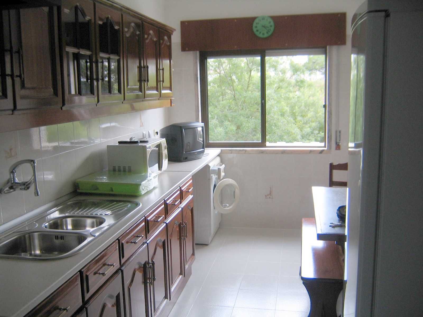 Quarto com despesas incluidas-Perto do Tagus Park