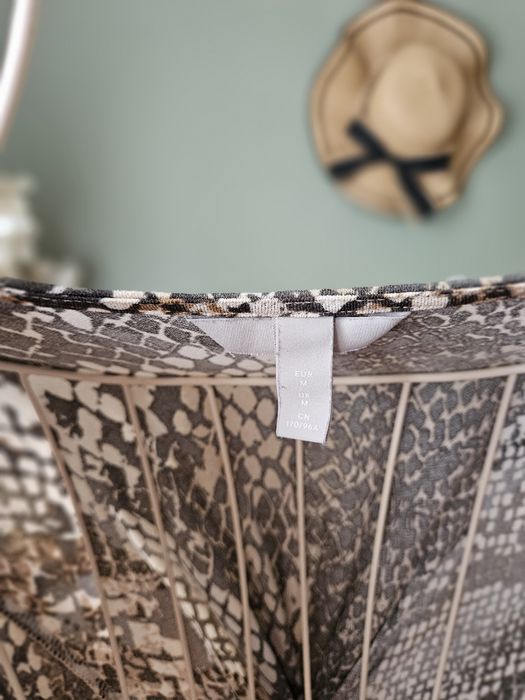 Sukienka Damska H&M we Wzór Wężowy M/ L z rękawami dekolt V