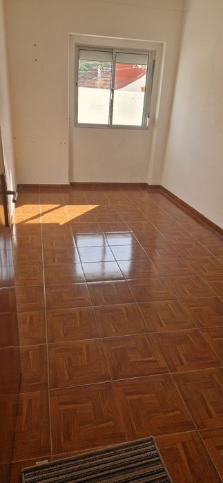 Arrendo T1 - Apelação (Loures) Entrada imediata