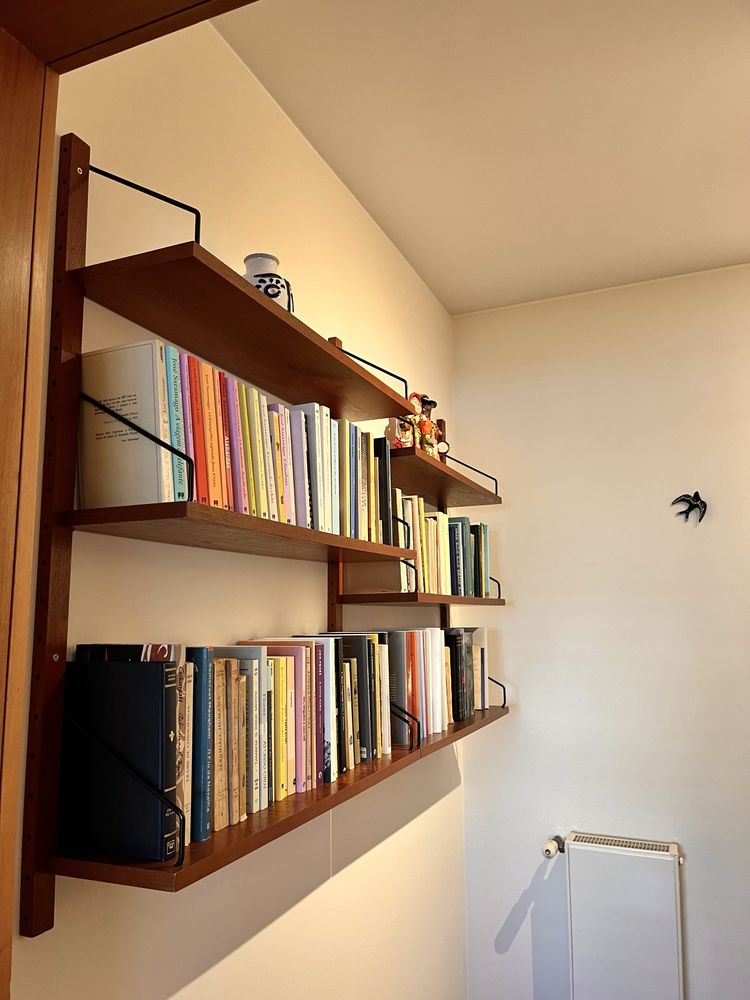 Estante Vintage Modular Wall Shelving System by Poul Cadovius