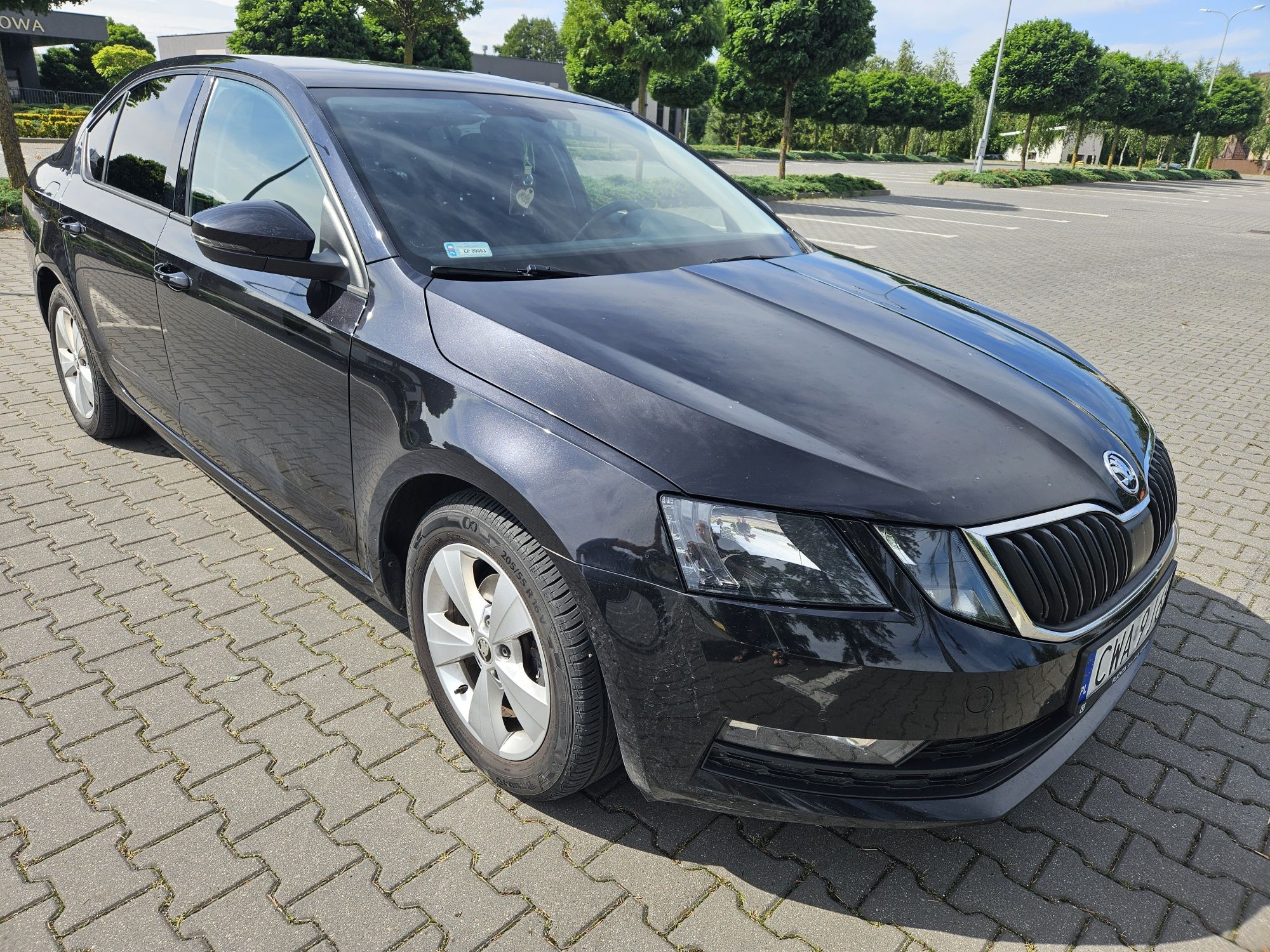 Skoda Octavia salon polska stan idelany