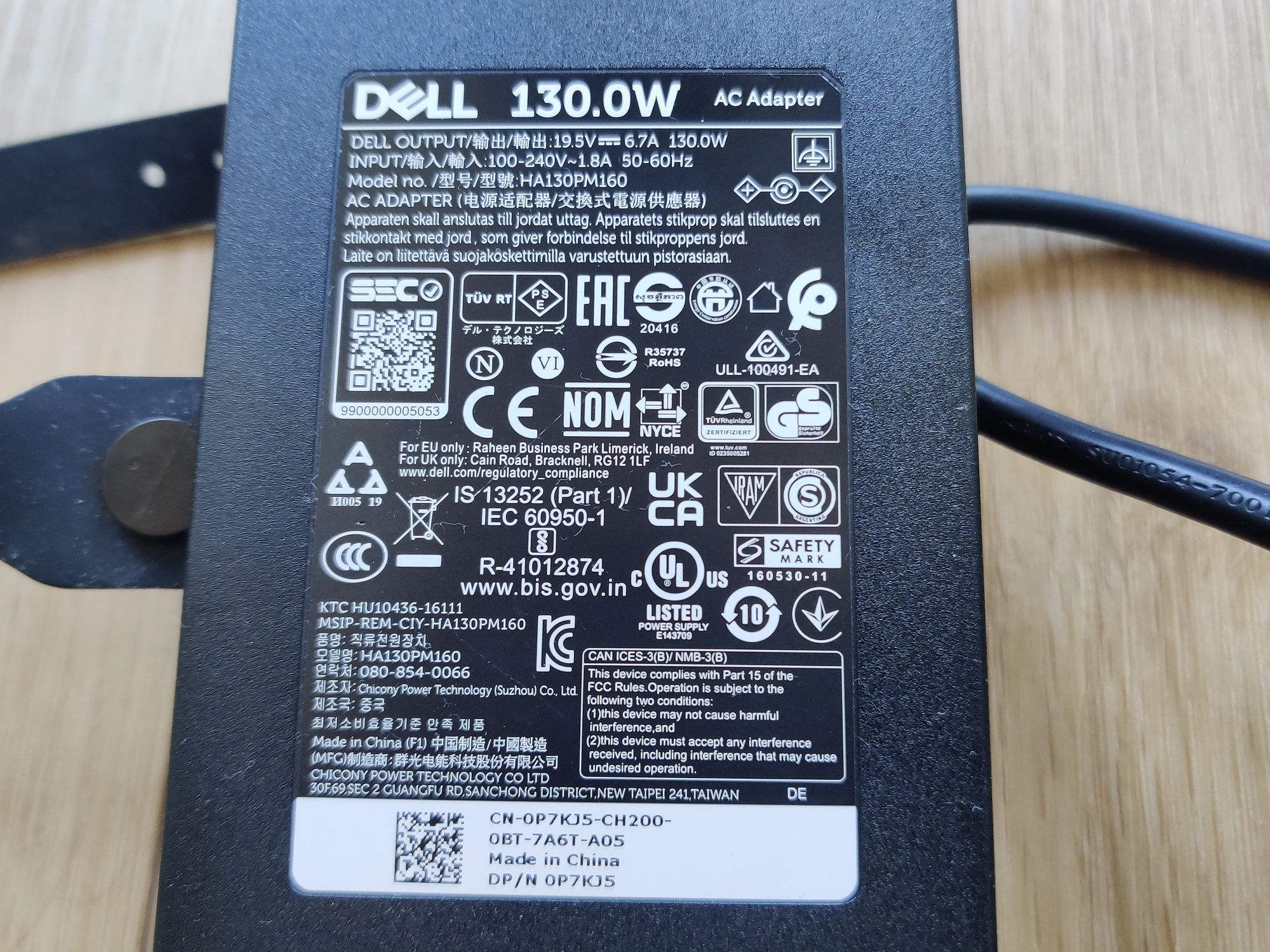 Stacja dokująca Dell Dock WD19S 130W z zasilaczem
