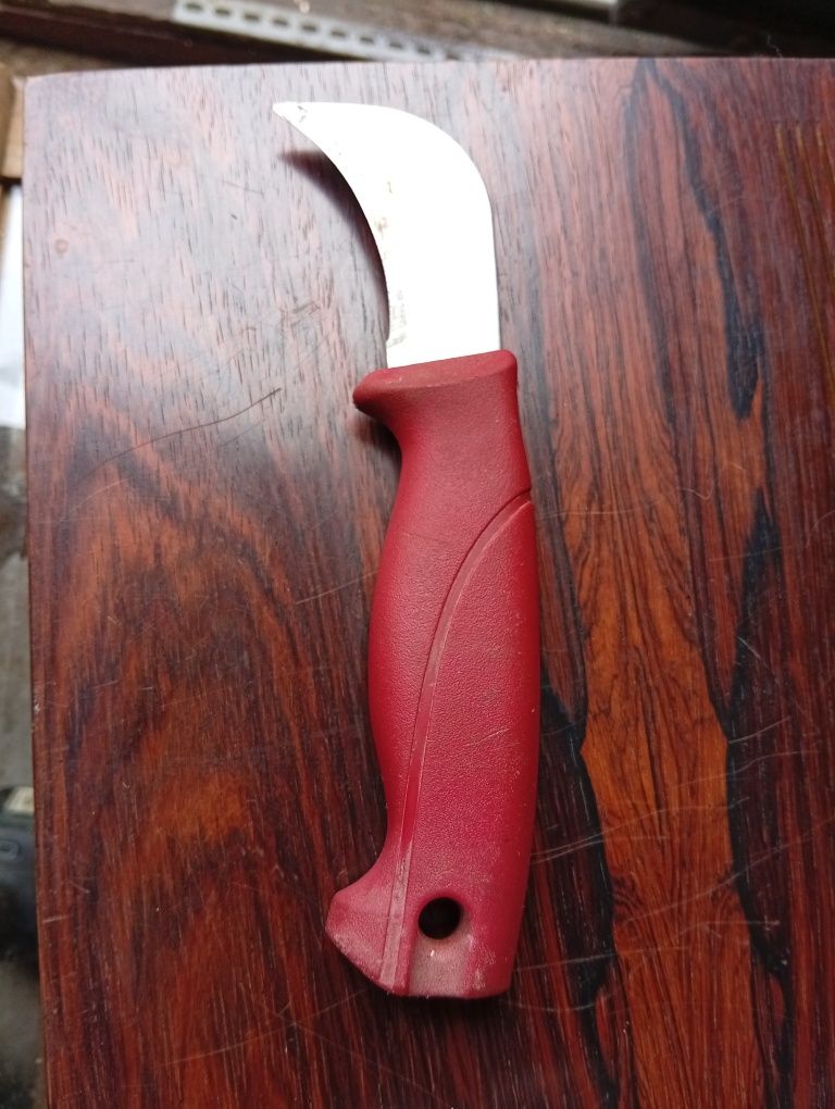 Morakniv Made in Sweden, nóż do papy, skóry