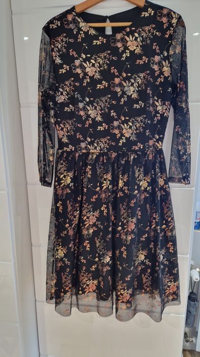 Sukienka Mohito czarno zlota