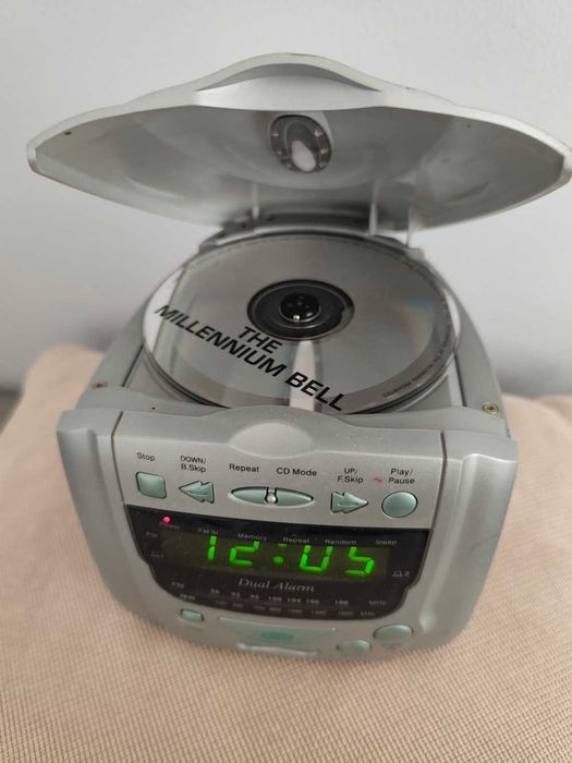 Radio sieciowe ROBERTS z cd