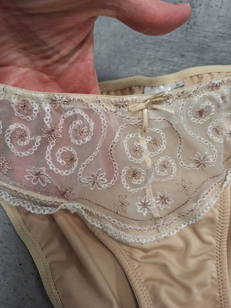 Majtki damskie skinto skin rozm. S 36/38