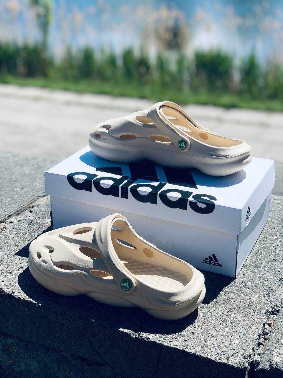 Тапочки Adidas Yeezy мужские Beige. Шлепанцы Адидас мужские летние