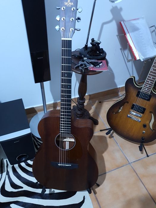 Guitarra Eletro Acustica SIGMA,  modelo 000mc-15e mogno sólido.