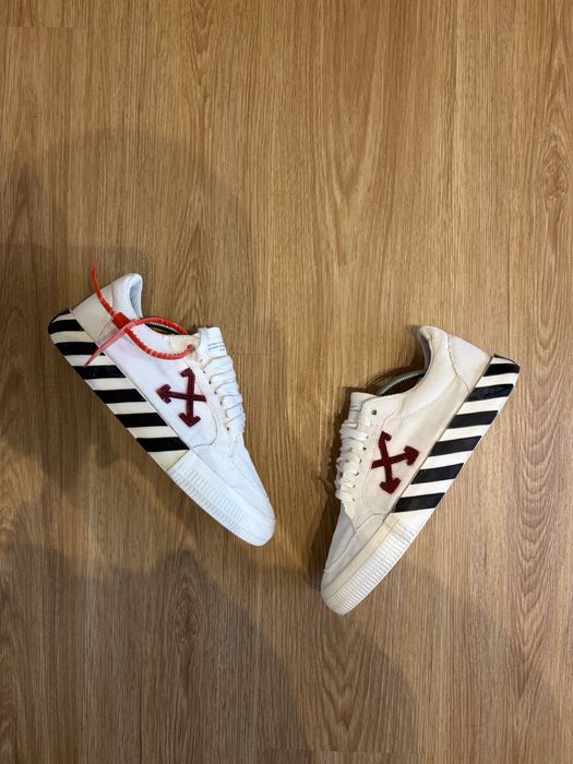Off-White Vulcanized Low