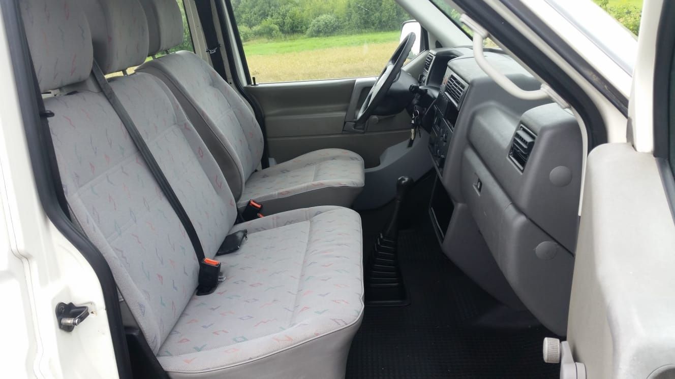 VW T4 Transporter 9-os. 2.5 TDI