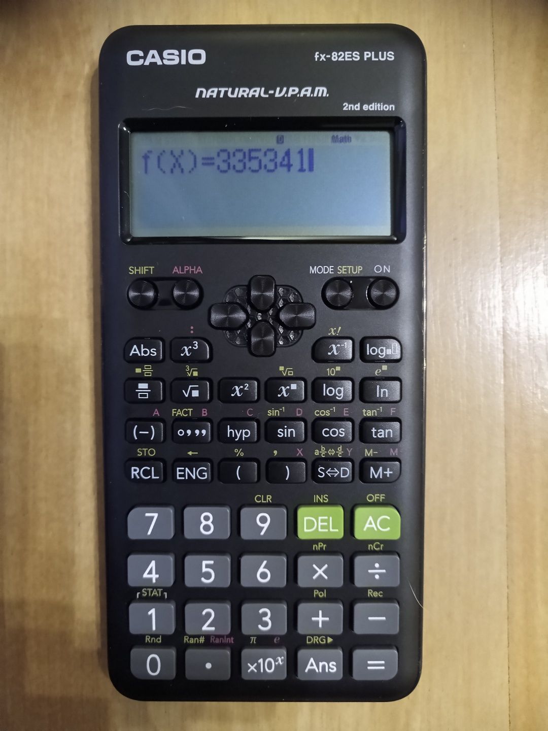 Kalkulator naukowy Casio fx-82es PLUS 2nd edition