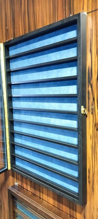 Gablota ekspozytor na coin medale