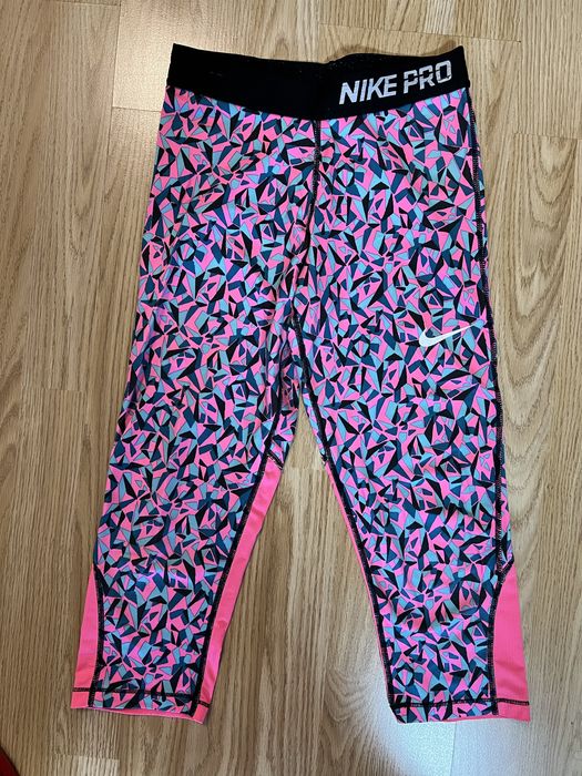 Спортивні бриджі nike розмір xs