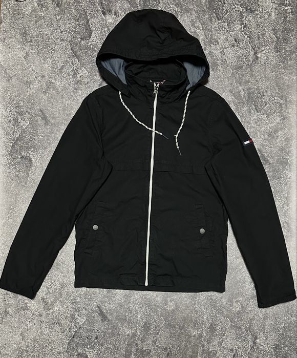 Куртка Tommy Hilfiger оригінал, розмір М