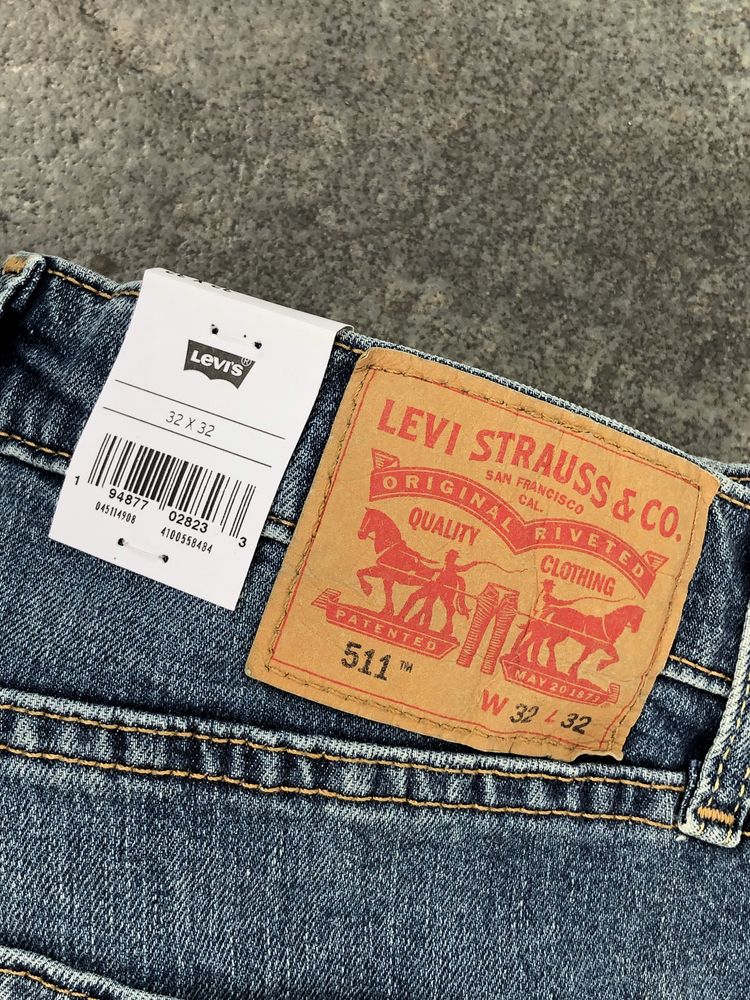 Новые джинсы Levis , 32х32.