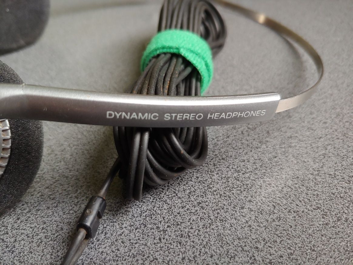 Наушники Sony MDR-40