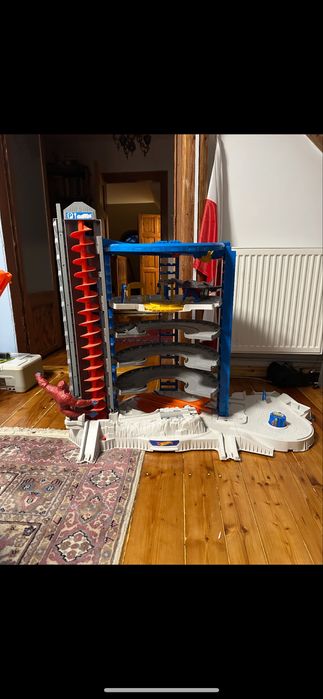 Hot Wheels Super Mega Garaż wielki zestaw + 8 aut