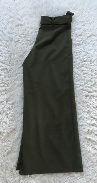 Spodnie z szerokimi nogawkami