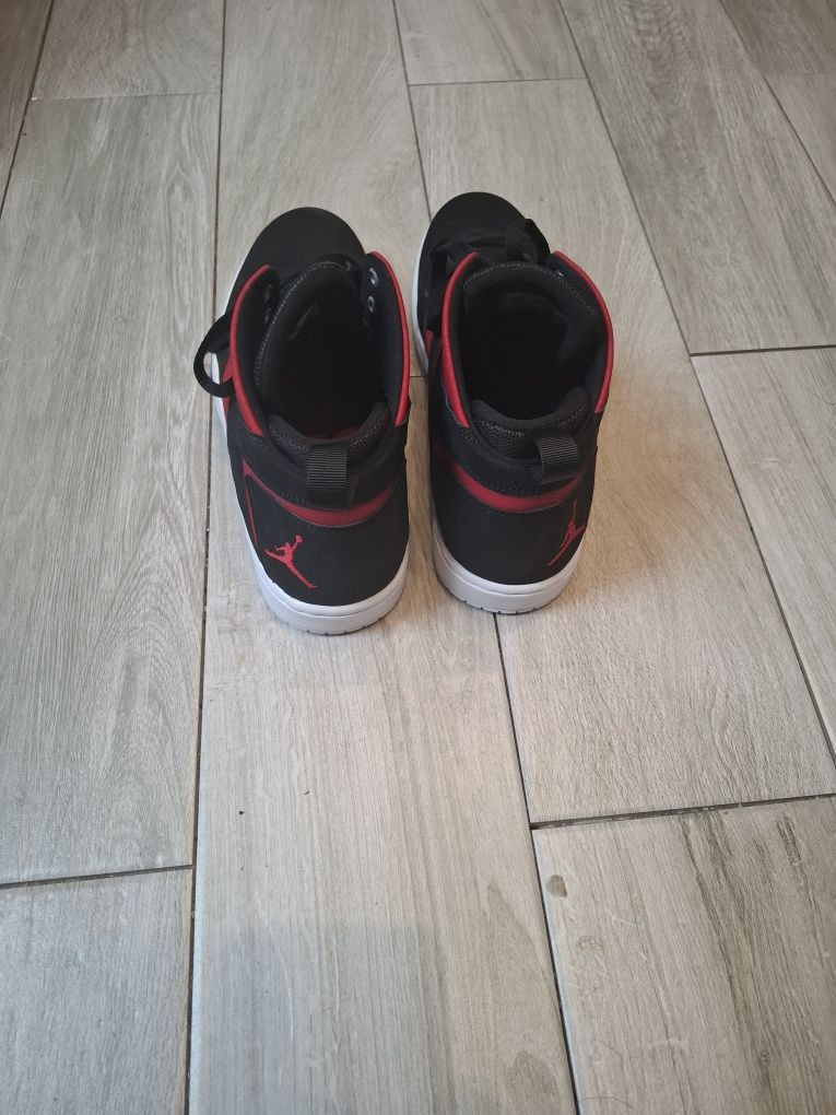 Nike Jordan Flight Legend