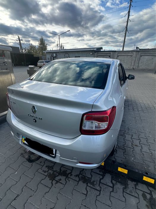 Продам Renault Logan 2013 бенз.