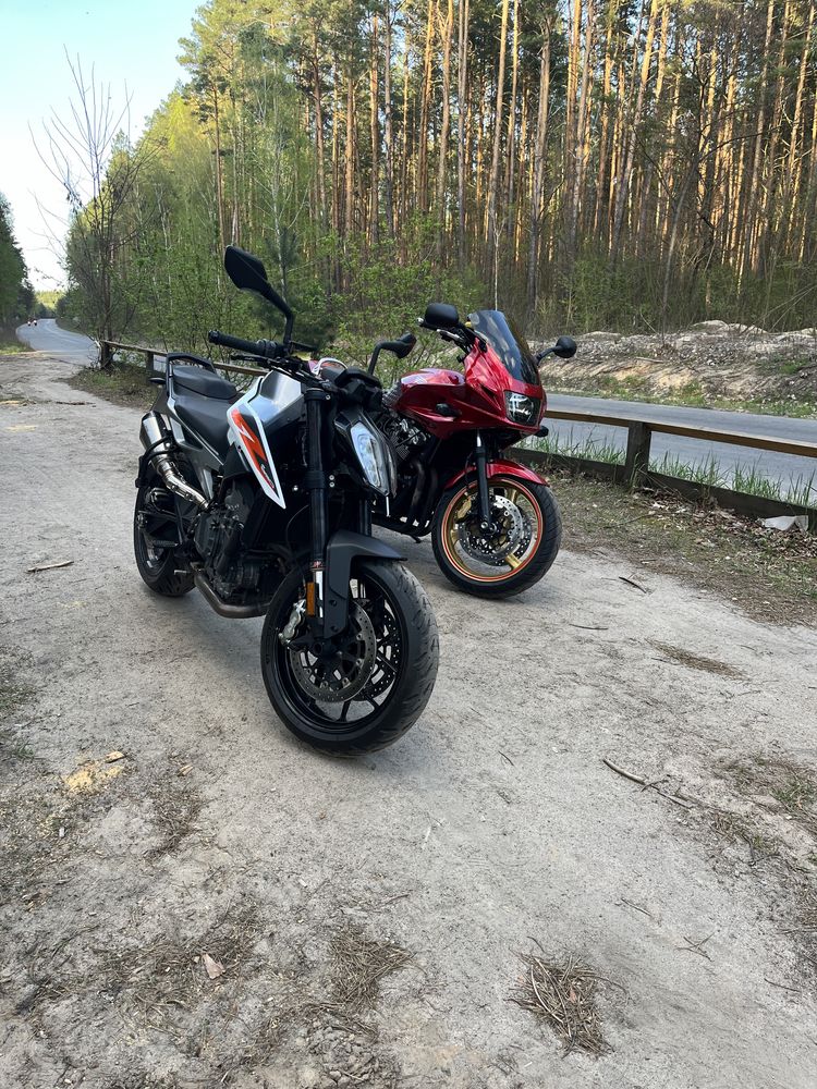 Мотоцикол KTM Duke 790