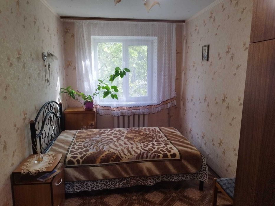 Здам в оренду трикімнатну квартиру на другому поверсі