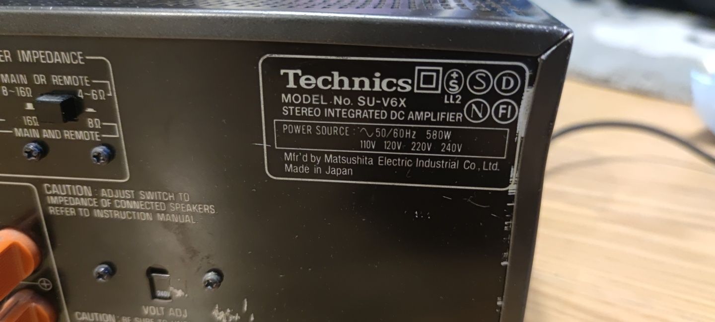 Wzmacniacz Technics SU-V6X Uszkodzony