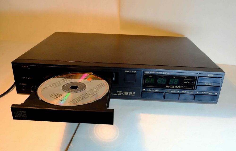 Compact Disc Player CDF 001 - działa idealnie!
