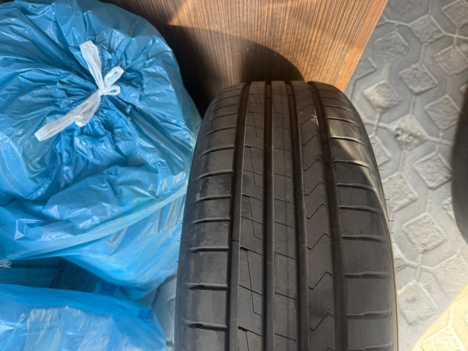 Hankook ventus prime 4 215 \65r 17 Nowe 12/25