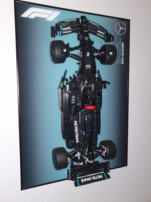 Vendo quadro para lego f1 mercedes amg moldura madeira