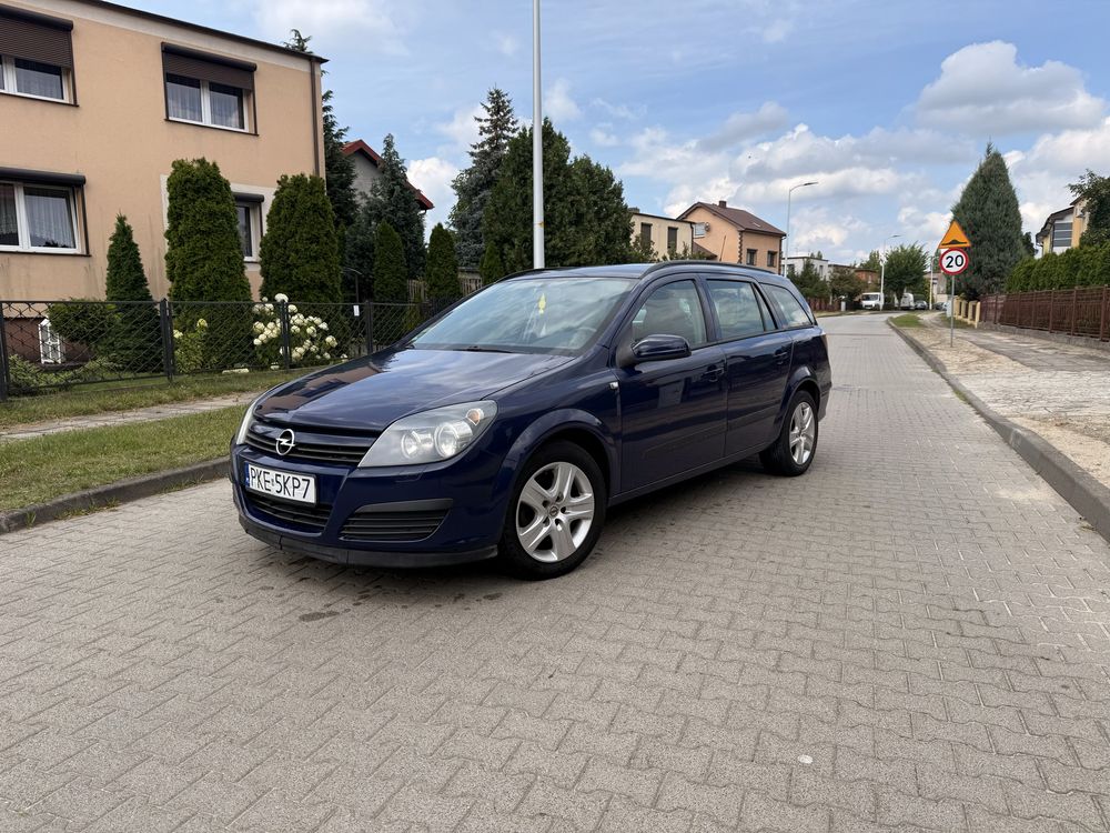 Opel astra 1.6 benzyna zarejestruwana klima tempomat