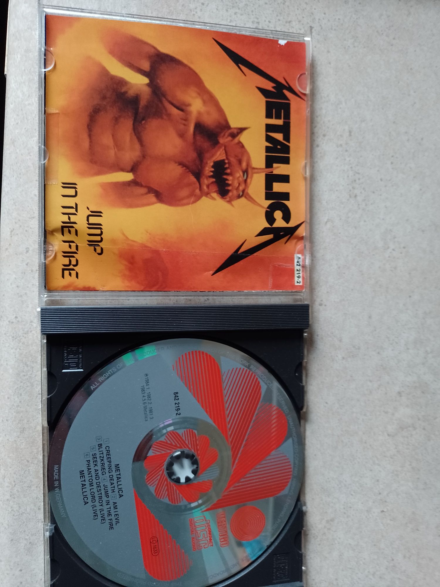 CD Metallica Jump in the fire creeping deth  vertigo