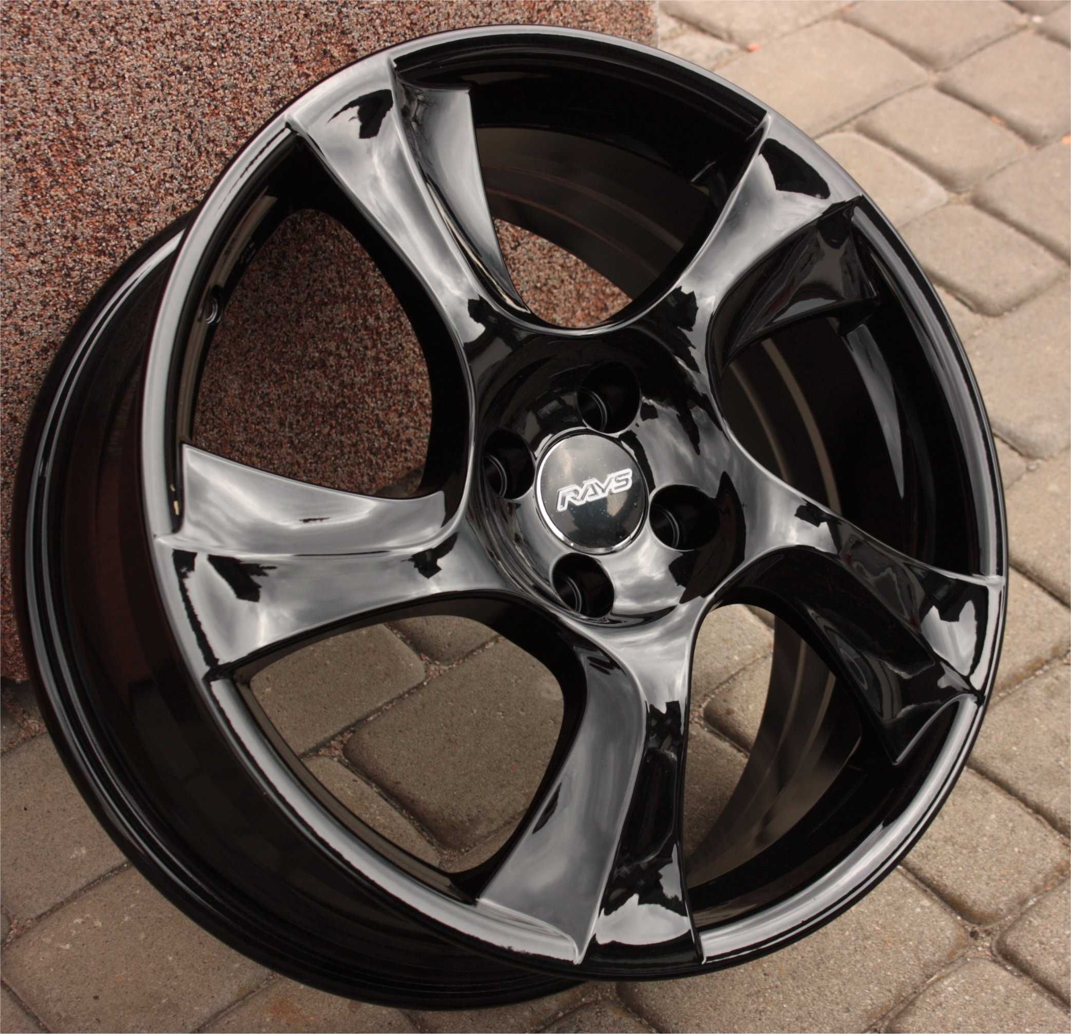 Nowe czarne alufelgi 17 4x100 Honda Mazda Toyota Fiat VW Opel suzuki