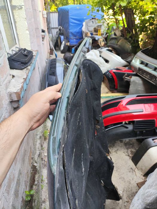 Капот  Шкода октявия тур