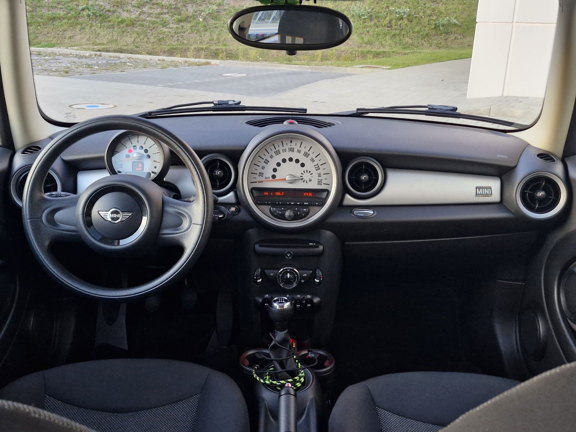 Piękny MINI Cooper Orginal / Pełen raport !!!