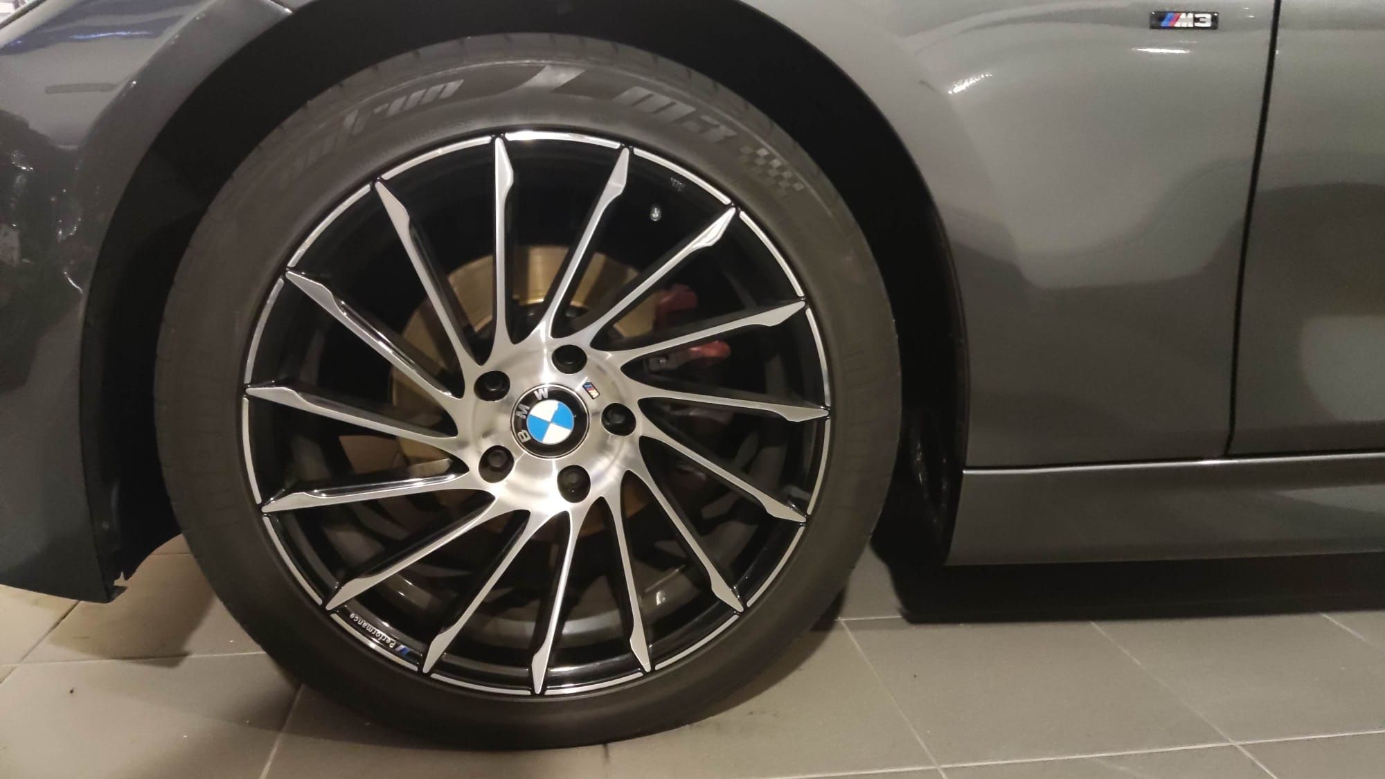 Jantes 18 bmw com pneus