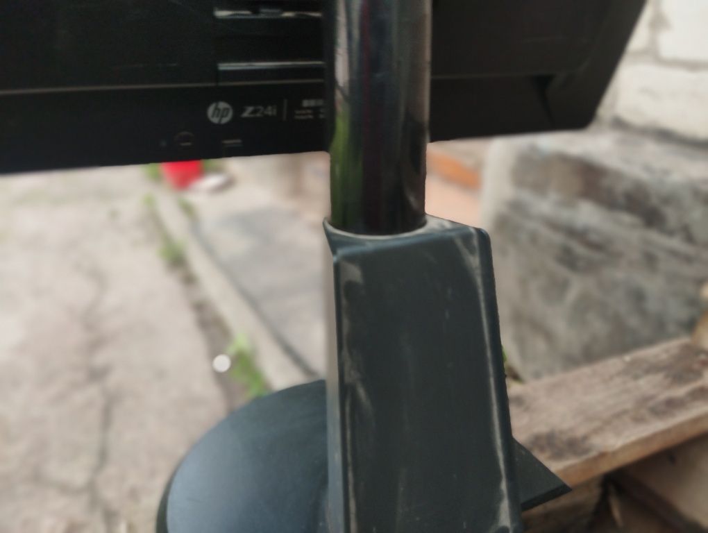 Продам монитор hp z24i ips с hdmi