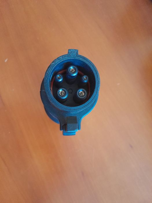 Adaptador carregamento carro elétrico