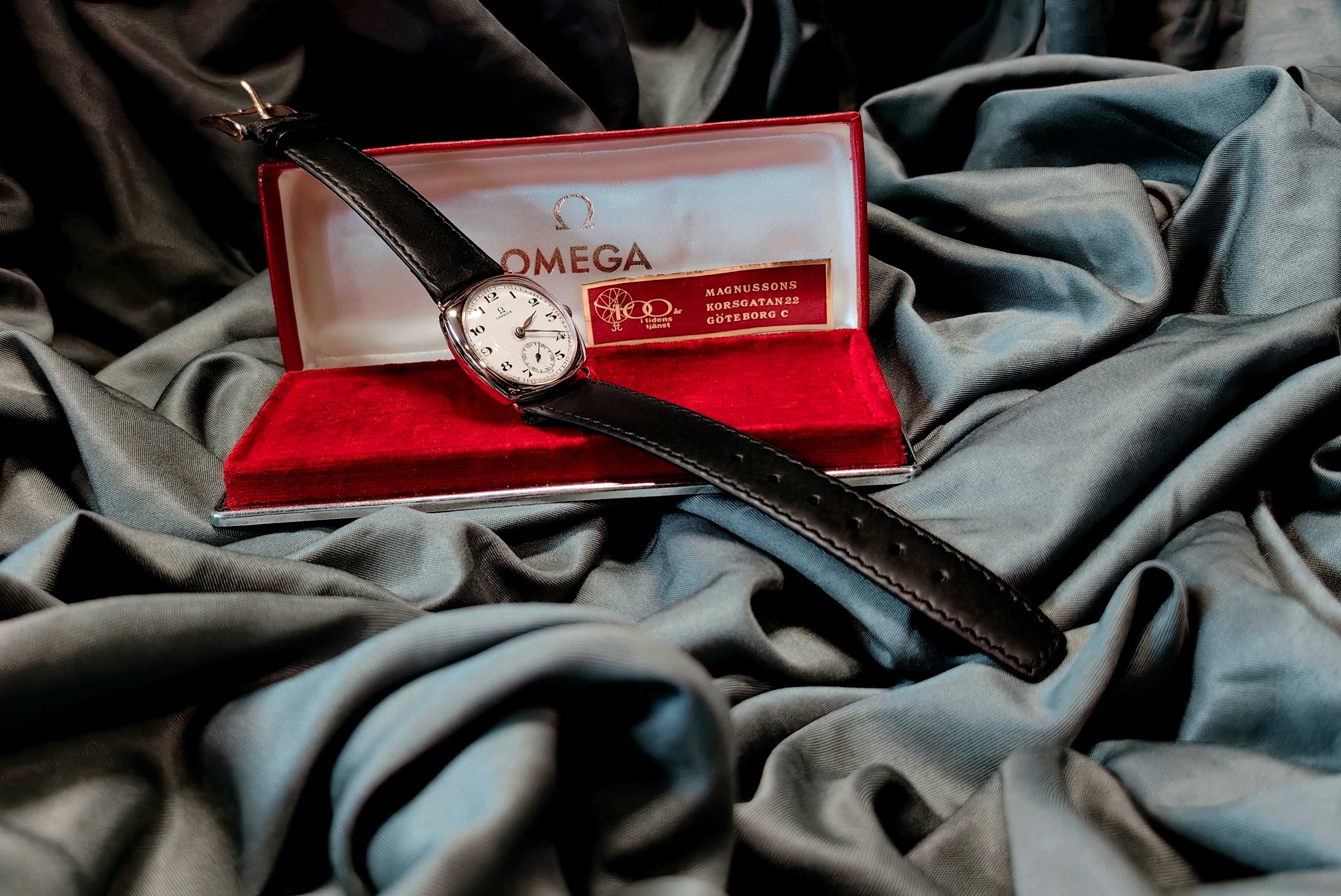 Złoty Zegarek OMEGA Cushion 1920's 14K Gold 585 Mech Unikat Pudełko