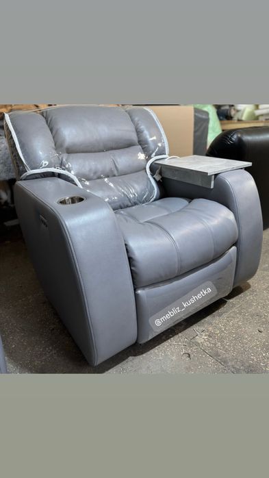 Реклайнер , крісло 180 градусів
