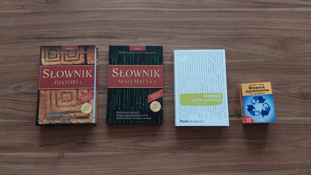 komplet słowników, matematyka, historia, jezyk polski, synonimów