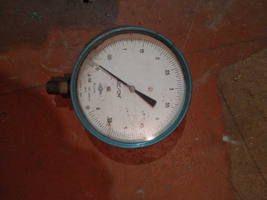 Манометри різні технічні, зразкові