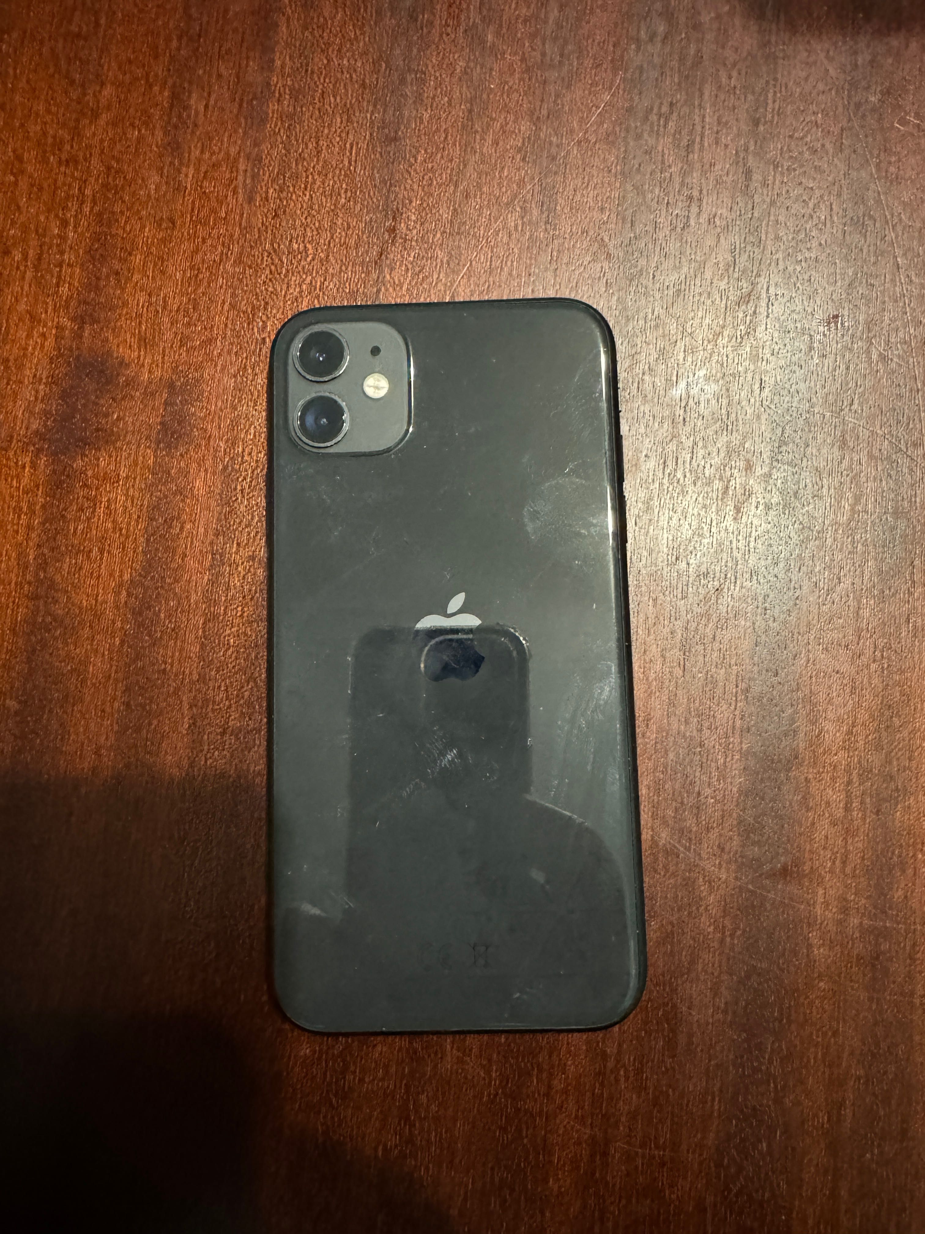 Iphone 11 128GB stan b dobry