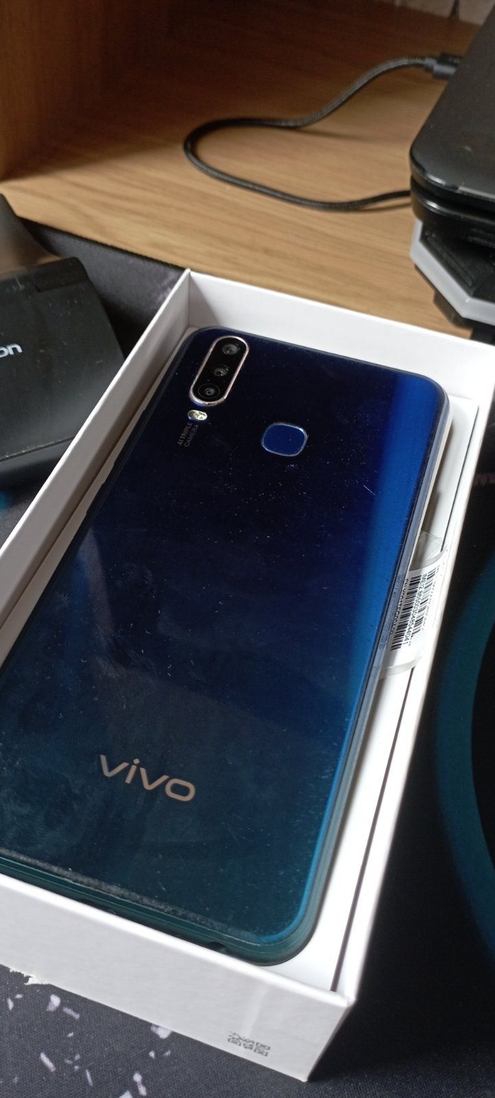 смартфон  vivo y15 в ідеальному стані