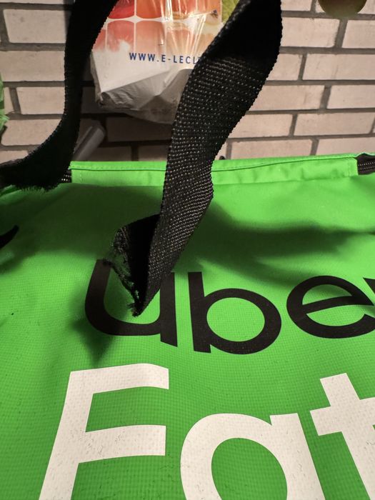 Torba termiczna jak nowa tylko ma przecięte raczki