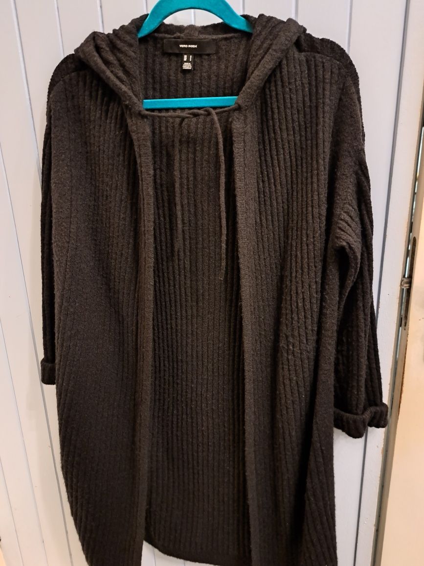 Długi czarny sweter z kapturem M/L