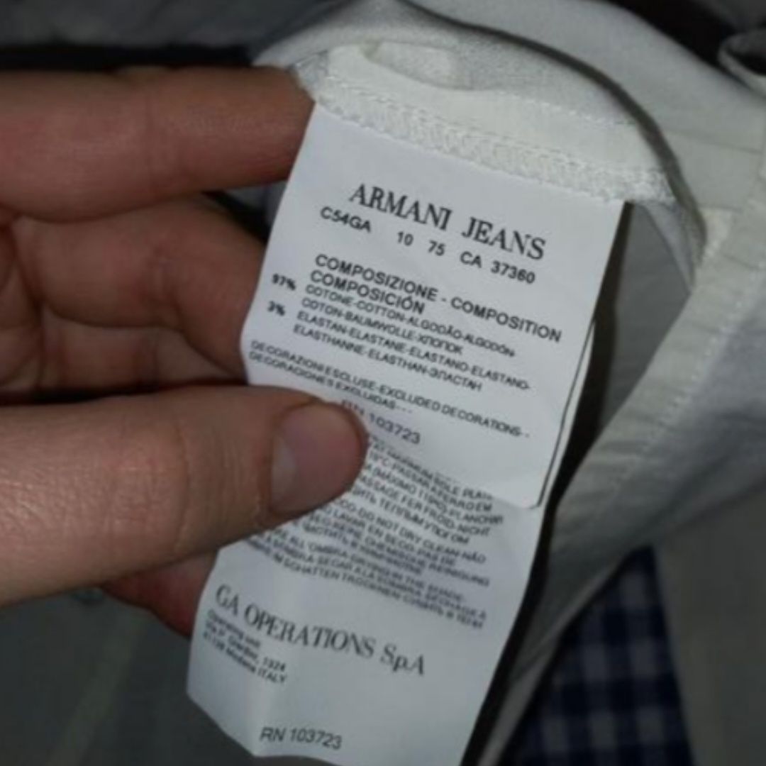 Блуза біла від armani jeans