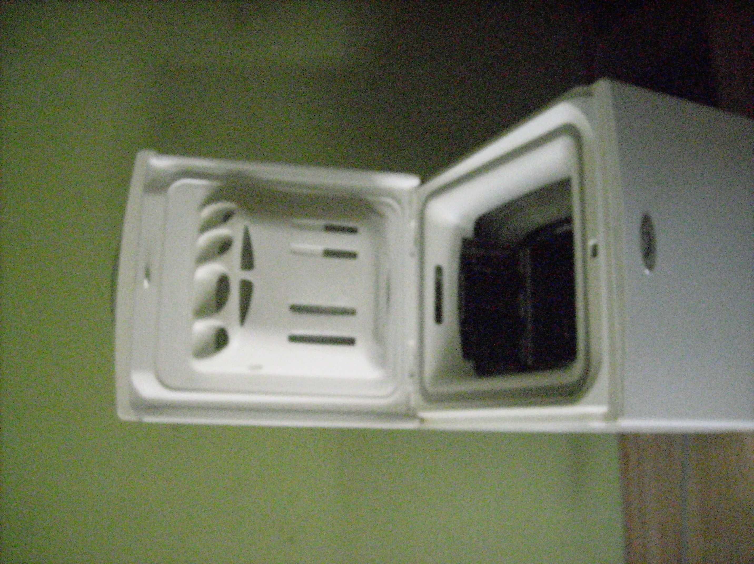 pralka Whirlpool model AWE6515/P