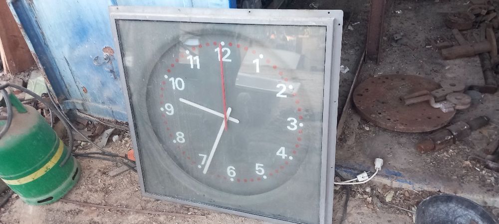 Relogios grandes de estação antigos