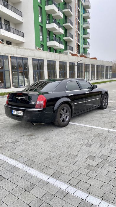Продам Крайслер 300С